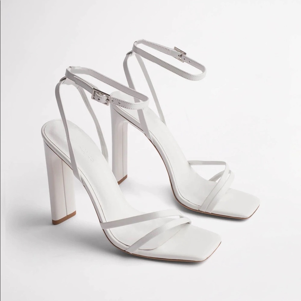 BRAND NEW Tony Bianco Fiancè Heel
